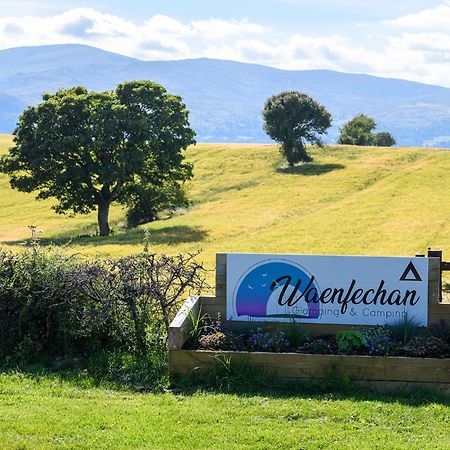 Waenfechan Glamping With Hot Tubs Colwyn Bay Dış mekan fotoğraf