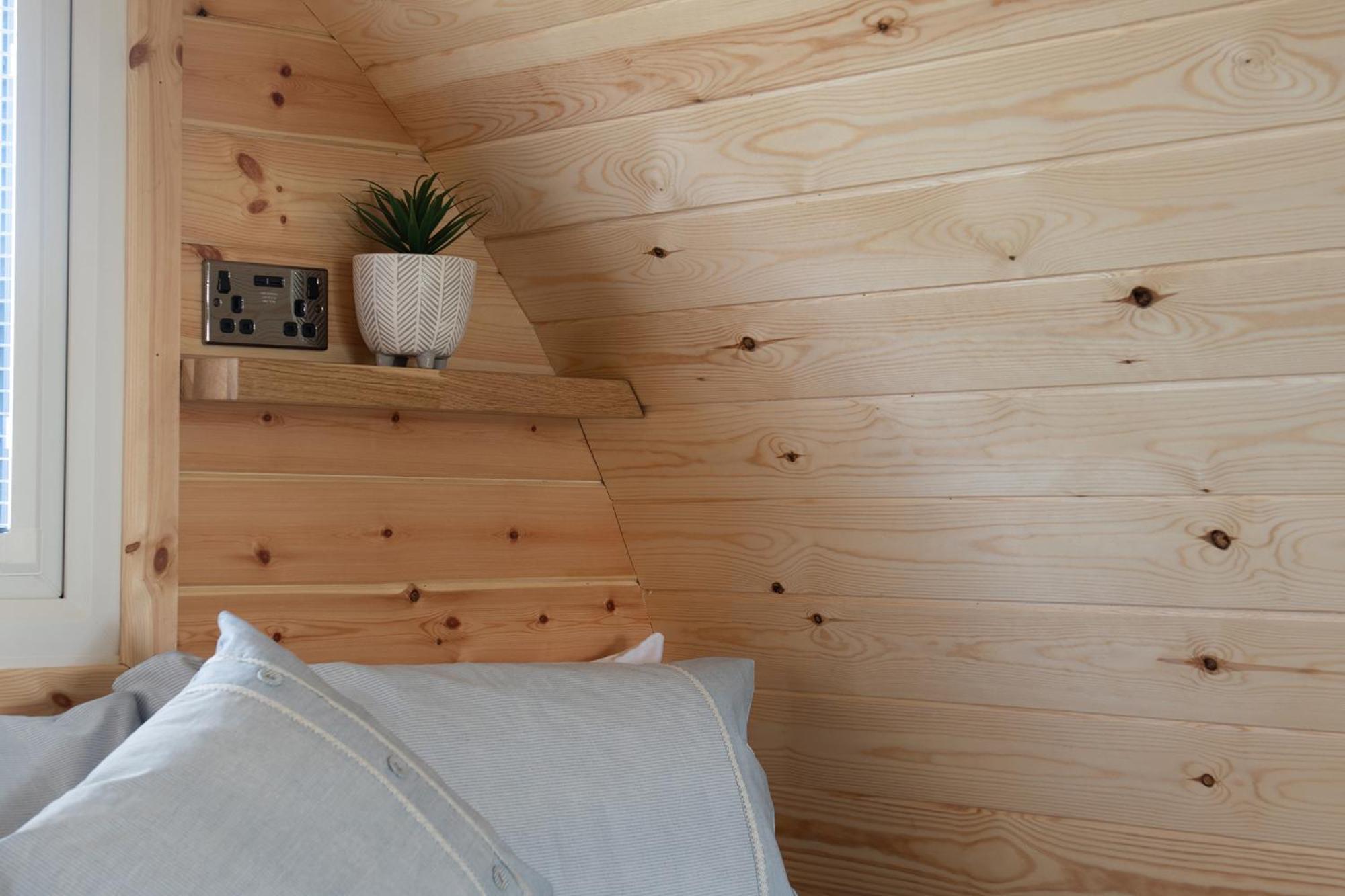 Waenfechan Glamping With Hot Tubs Colwyn Bay Dış mekan fotoğraf